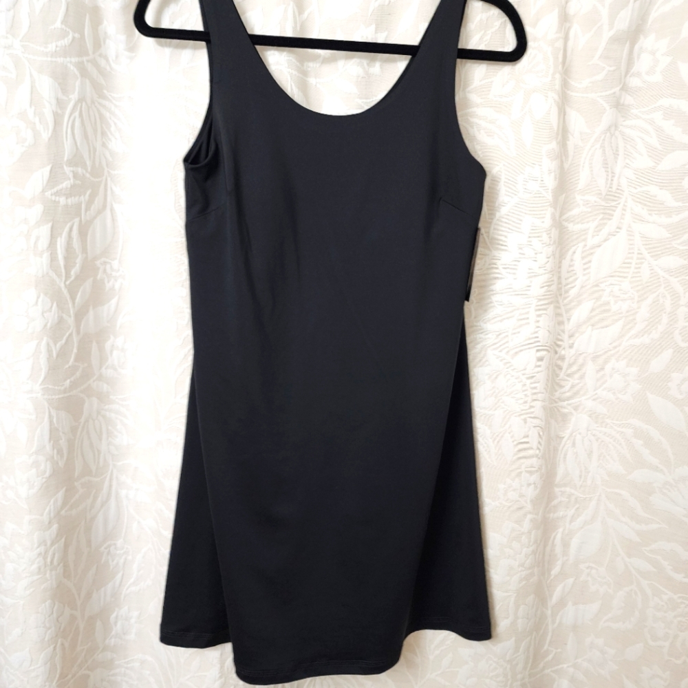 Dress Ideology Black Sheath Mini Dress Scoop Neck Sleeveless, Shorts in Pockets.